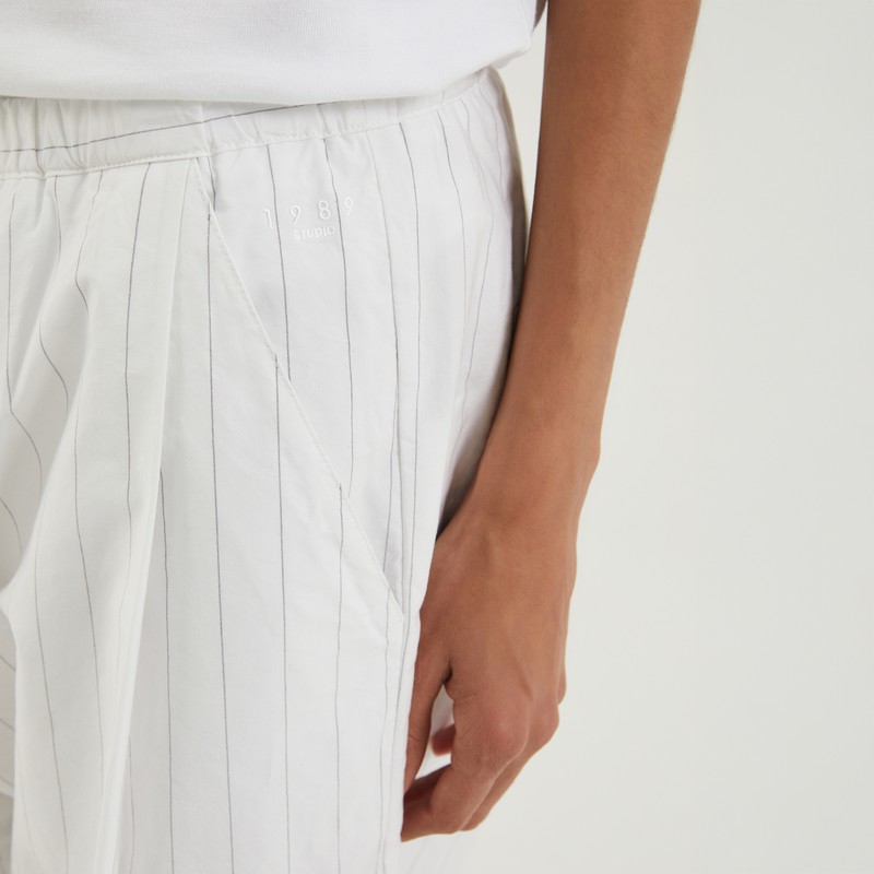 1989 Studio White Striped Boxy Pants In White