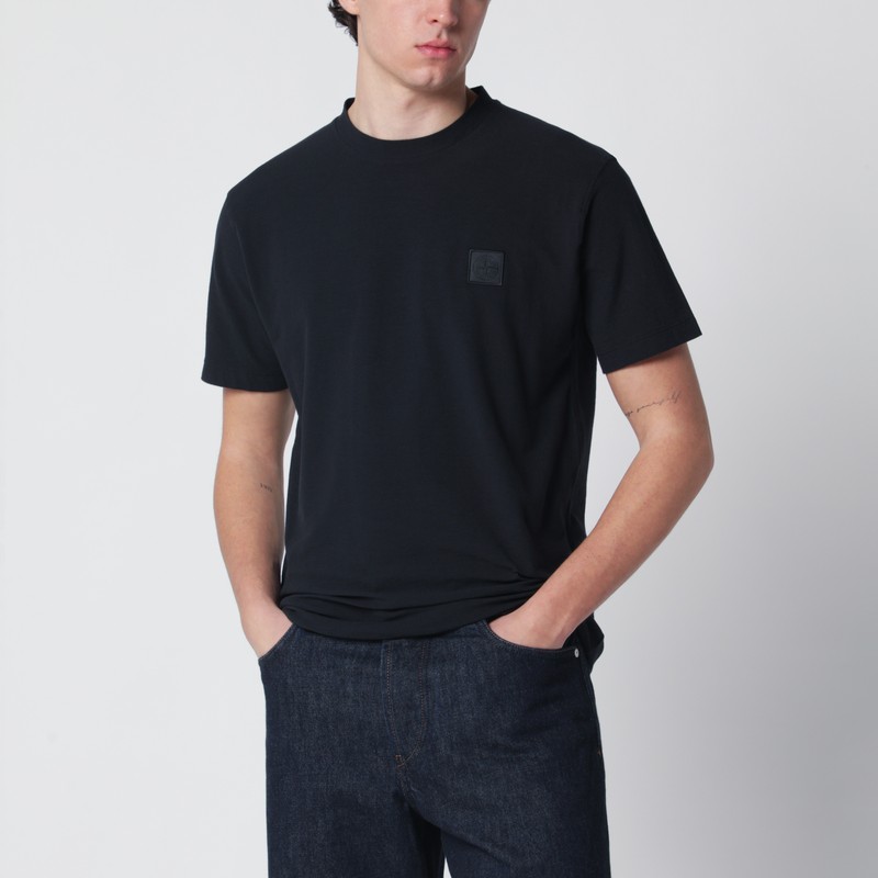 Navy blue T-shirt with logo patch