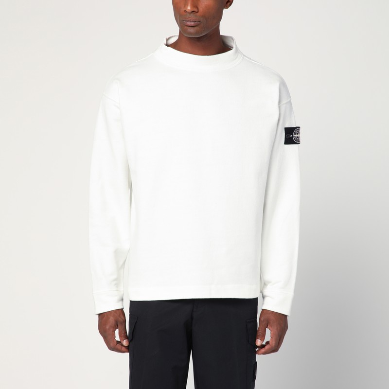 White crater neck sweatshirt