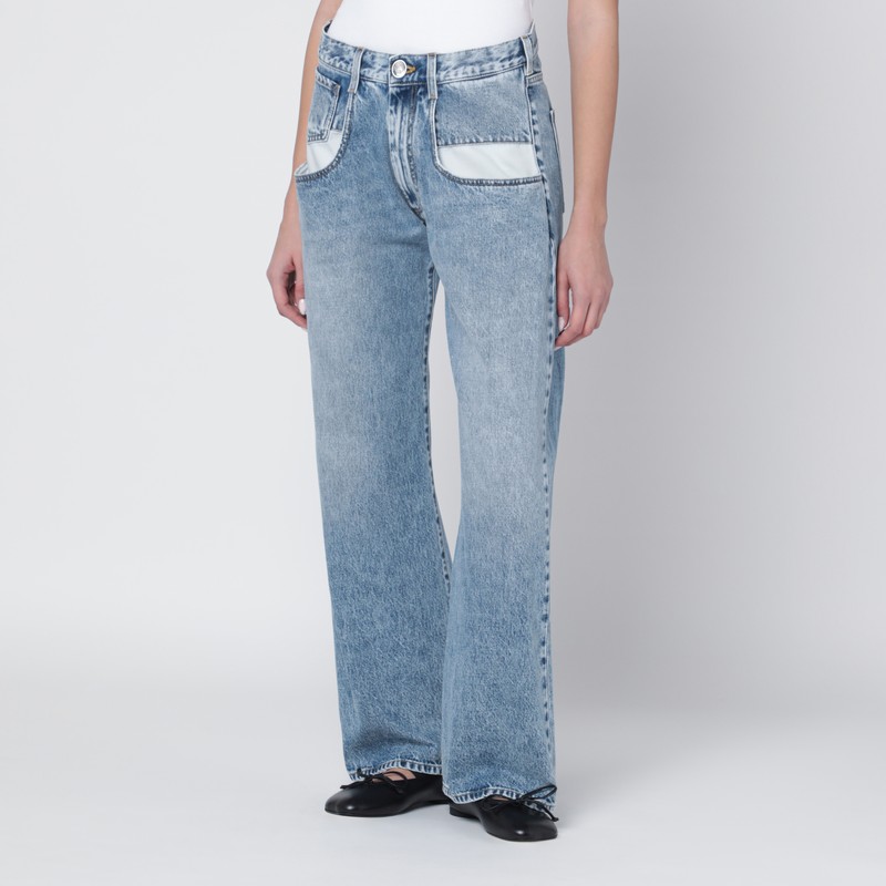 Blue jeans with contrast pockets