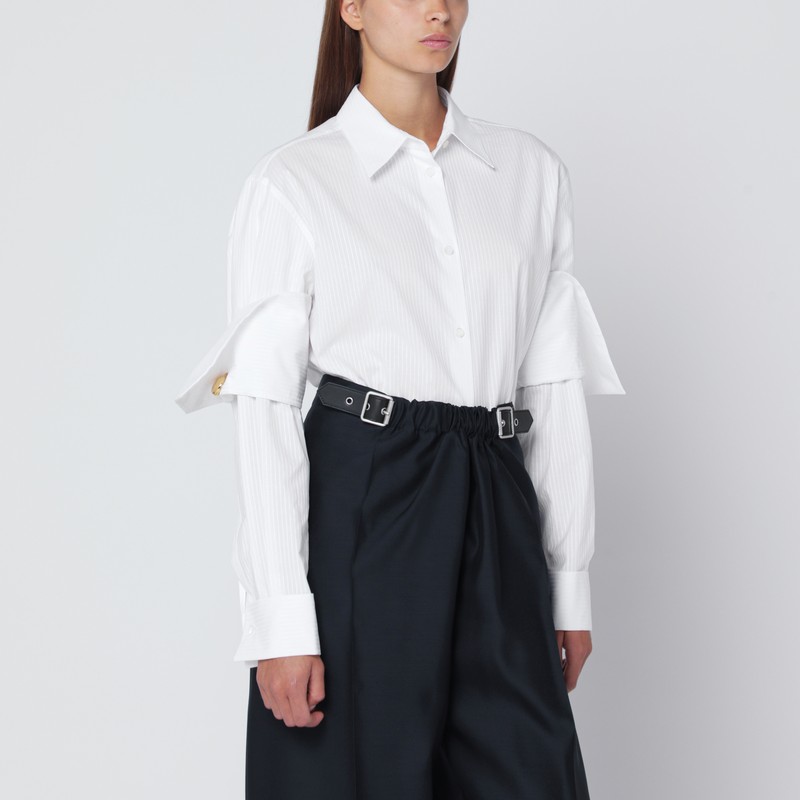 White shirt with double-layer cuffed sleeves