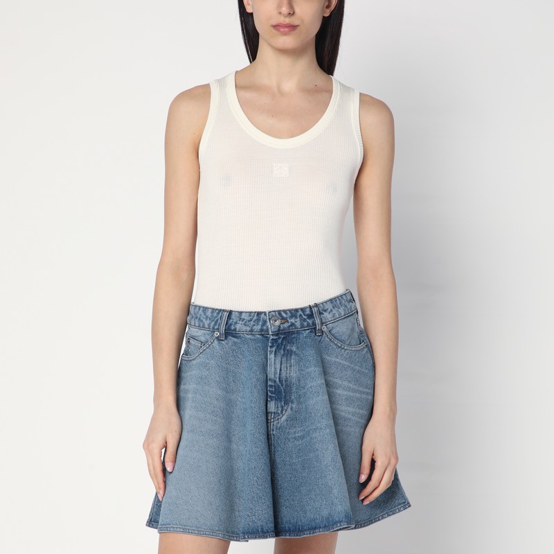 White silk tank top with Anagram logo