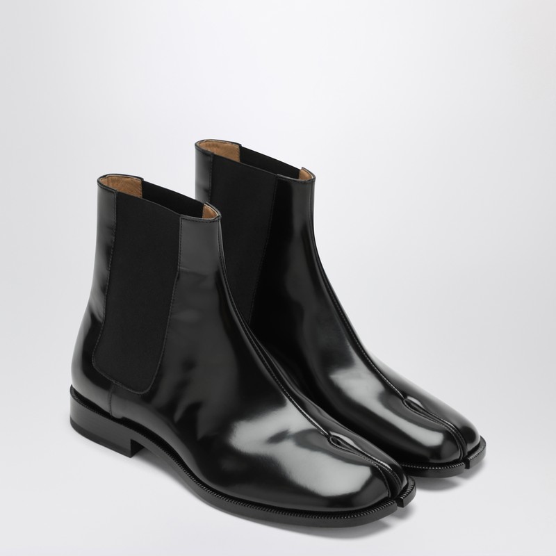 Maison Margiela Tabi Toe Ankle Boots In Black