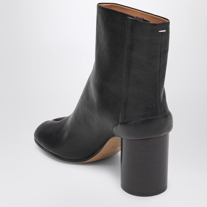 Maison Margiela Plum Coloured Leather Tabi Ankle Boots In Black