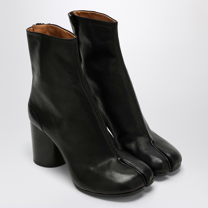 Maison Margiela Black Leather Tabi Ankle Boots In Multi