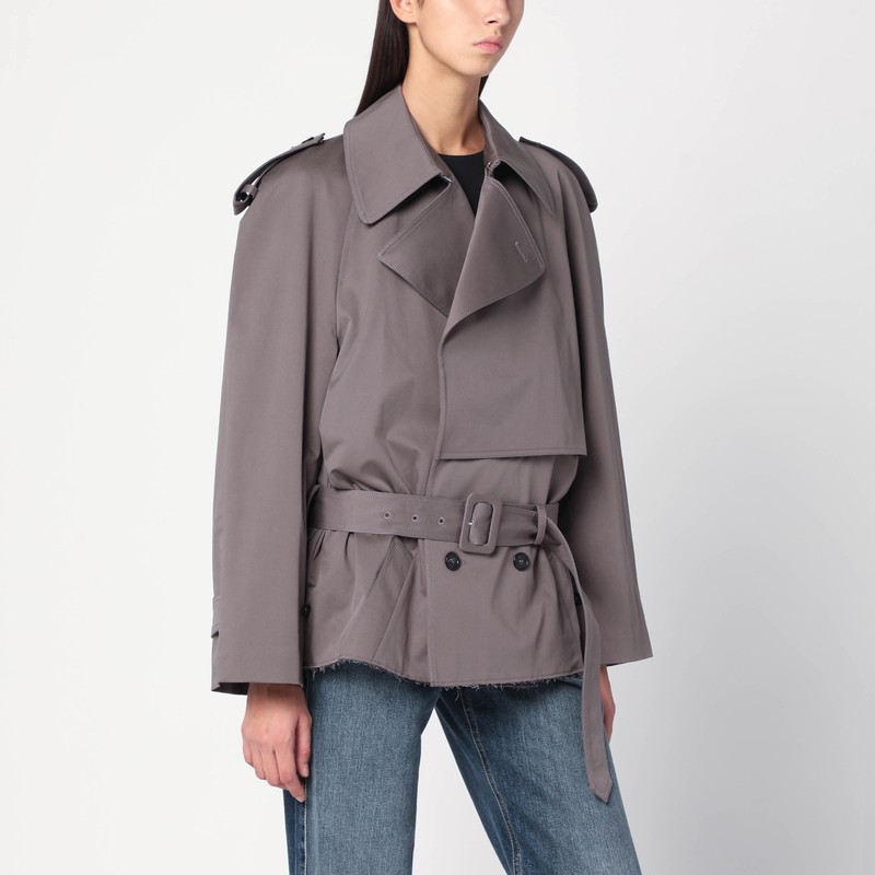 Short double-breasted grey trench coat