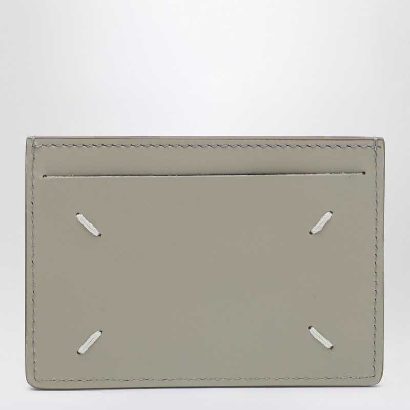 Four Stitches card holder in Nuage colour