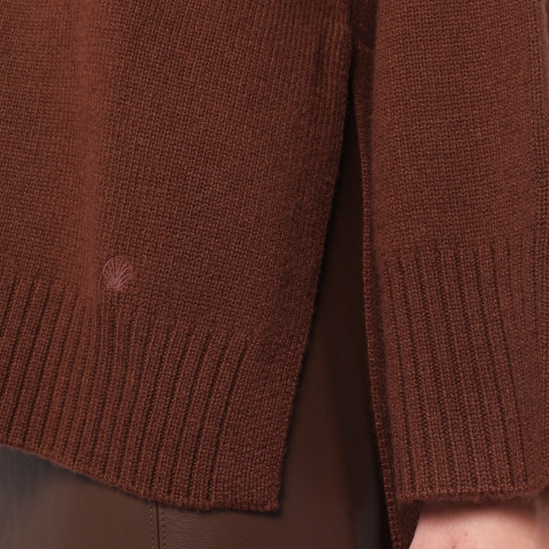 Loulou De Saison Wide-cuff Cashmere Sweater In Brown
