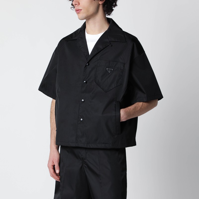 Black short-sleeve Re-Nylon shirt