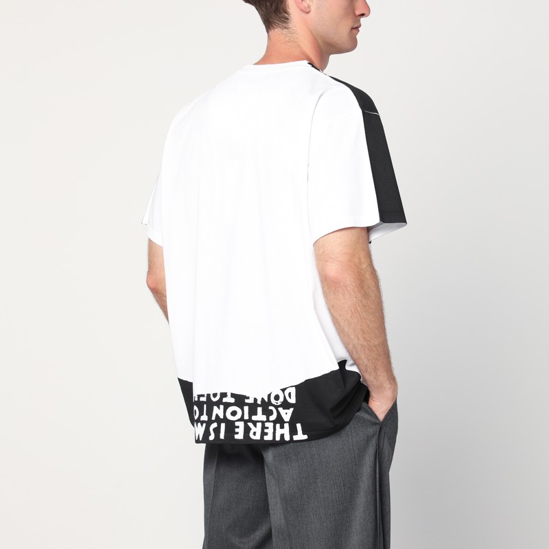 Mm6 Maison Margiela Mm6 By Maison Margiela Bicolor Contrast Print T-shirt With Round Neckline And Short Sleeves In White