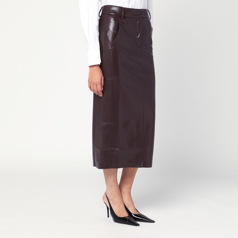 The Andamane Bordeaux Faux Leather Midi Skirt In Burgundy