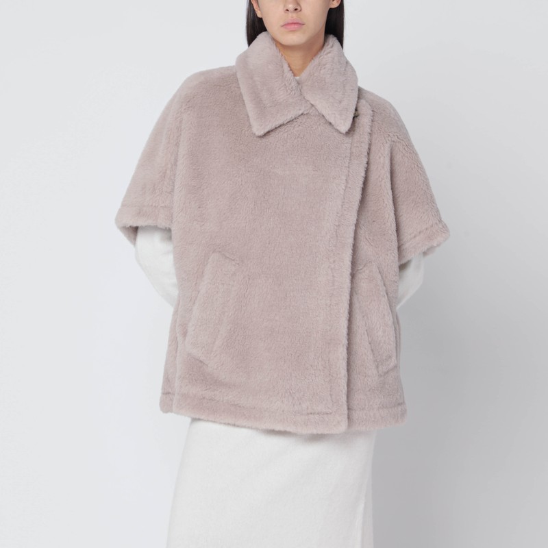 Beige alpaca and wool teddy cape