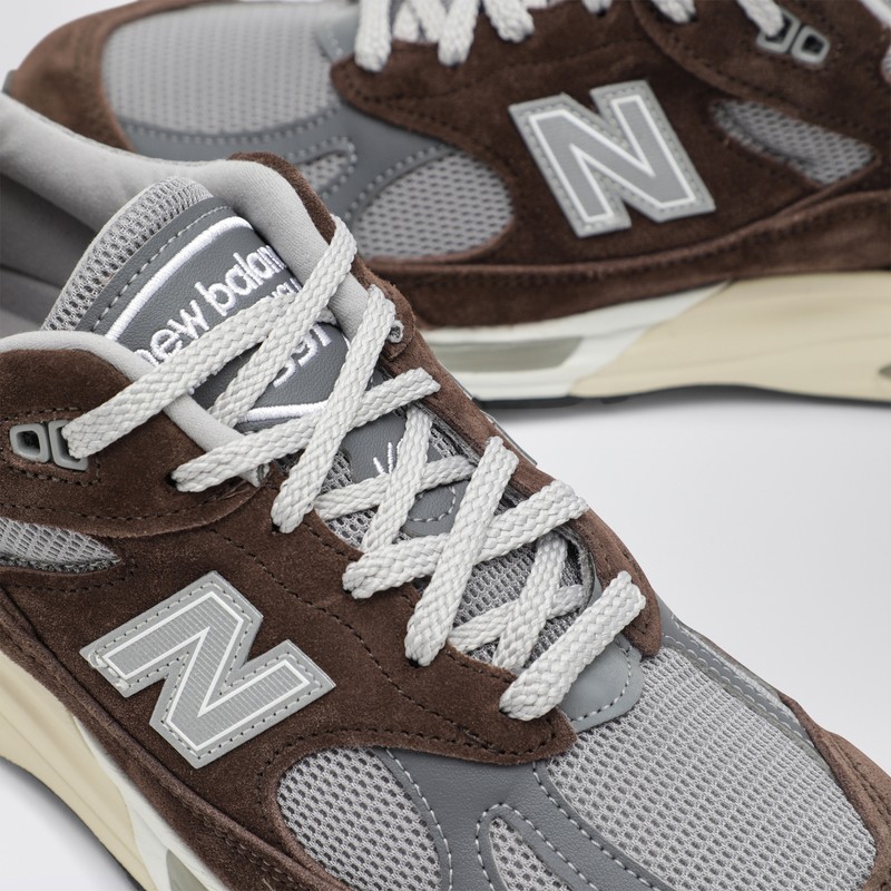 New Balance Made In Uk 991v2 Sneakers In Brown/grey In Brown