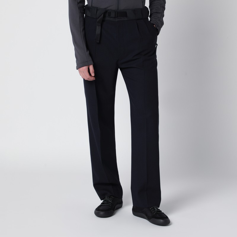 Wool trousers with technical details