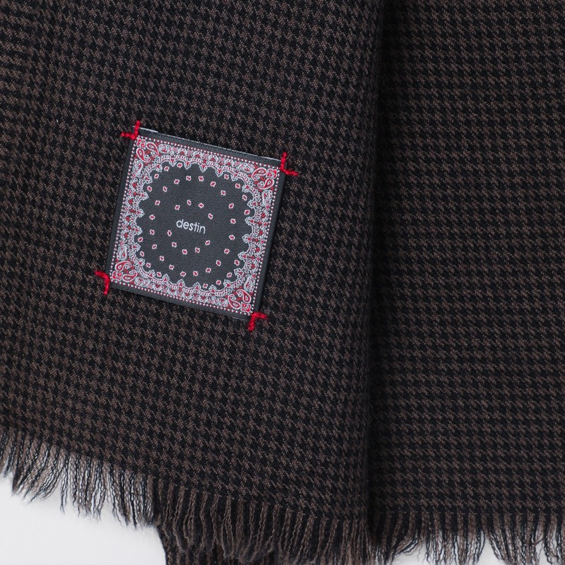Destin Black/beige Check Wool Scarf In Grey